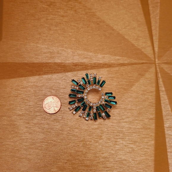 Green Rhinestone Earrings - Picture 2 of 2